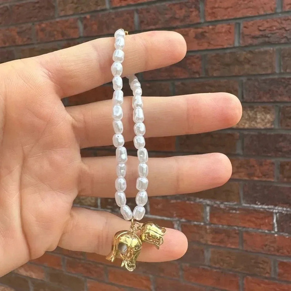 Anthropologie Freshwater Pearl Gold and White Beaded Bracelet - Picture 9 of 10